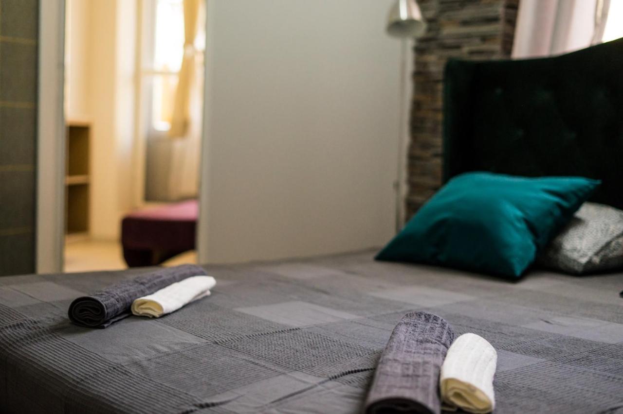 Glamour Ultracentral Apartment Oradea Bagian luar foto